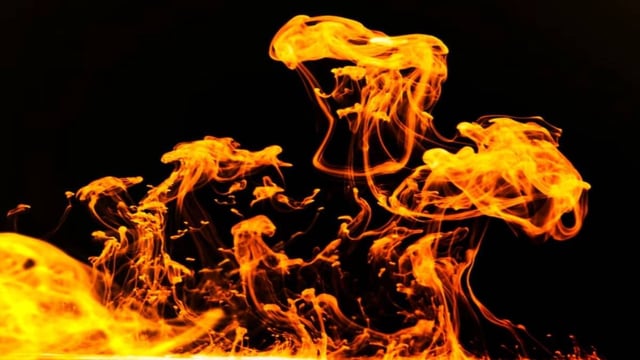 12-Year-Old Dies After Father-Son Set on Fire in Bihar Village | Image: Freepic