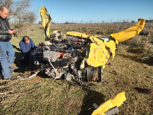Impactante choque de una Ferrari en San Vicente. Foto El Diario Sur
