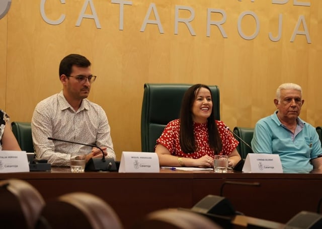 El concejal Miquel Verdeguer junto con la alcaldesa, Lorena Silvent.