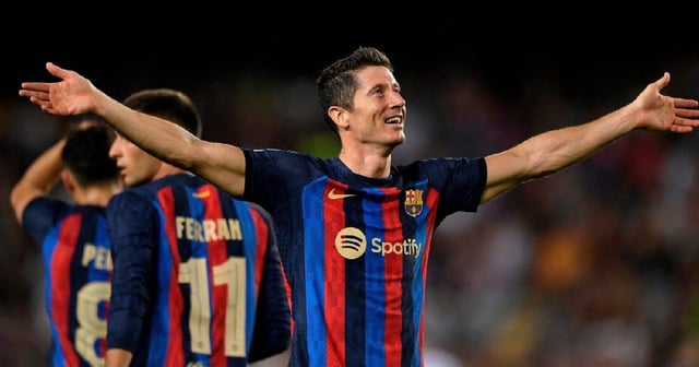 Lewandowski se ha vuelto indispensable en el esquema del Barca. Foto Reuters