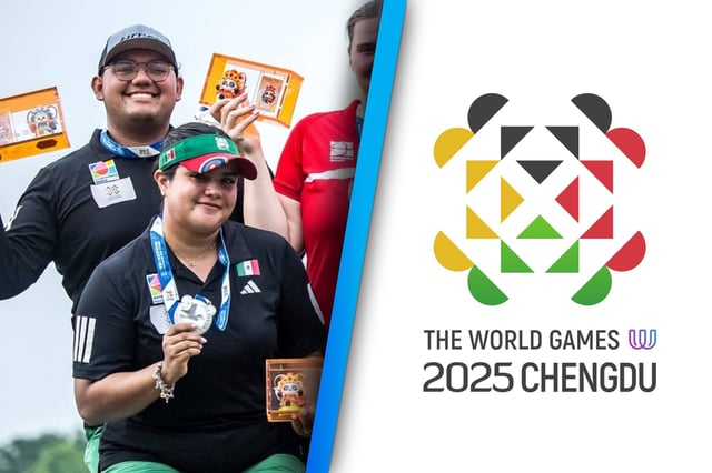 Los arqueros Sebastián García y Maya Becerra posan con la medalla de plata ganada en los Juegos Mundiales de Chengdu 2025. (Foto: Especial GH)