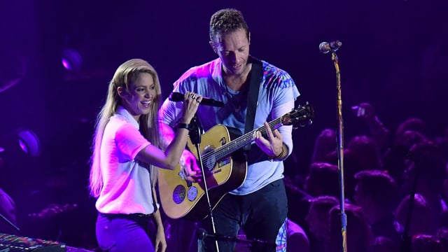 Shakira dedica su canción Antología a Chris Martin de Coldplay