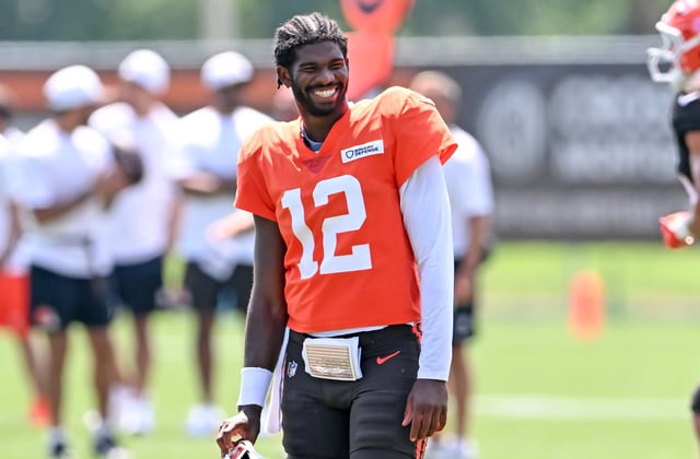 Shedeur Sanders #12 of the Cleveland Browns looks on during Cleveland Browns training camp at CrossCountry Mortgage Campus on July 28, 2025 in Berea, Ohio.