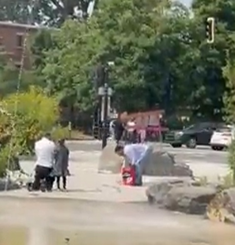 Montreal Jewish Father Attacked in Front of Children in Disturbing Video