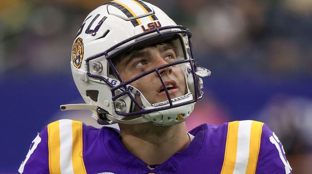 Dec 31, 2024; Houston, TX, USA; LSU Tigers quarterback Garrett Nussmeier (13) looks at the scoreboard during an officials time-out against the Baylor Bears in the second quarter at NRG Stadium. Mandatory Credit: Thomas Shea-Imagn Images