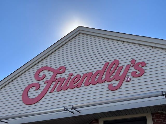 Friendly's Restaurant sign on building exterior