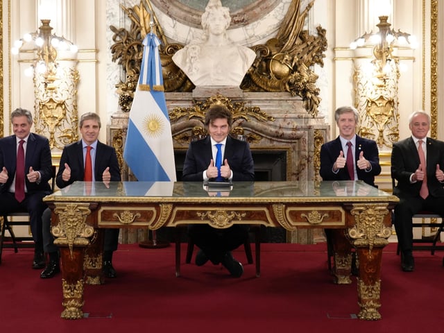 Cadena Nacional del Presidente Javier Milei | 8 de agosto 2025  - EMISION MONETARIA - VETO