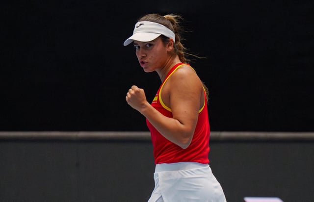 Jessica Bouzas celebra un punto en un partido.