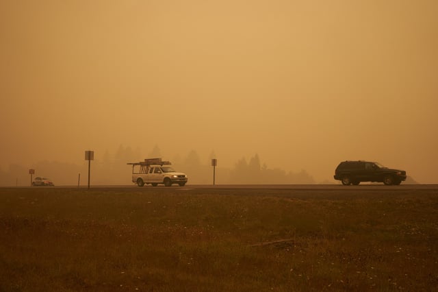 Traffic on Interstate 205 highway during the Riverside and Beachie Creek wildfires near Tualatin, Oregon, on September 10, 2020.