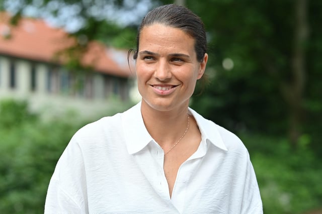 Dzsenifer Marozsán hatte von 2016 bis 2025 bei Olympique Lyon unter Vertrag gestanden. Nun folgt der Wechsel nach Saudi-Arabien.