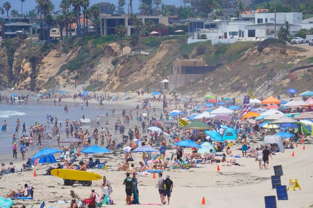 Temperatures have been unseasonably cool at the coast, but abnormally high across eastern San Diego County. Photo by Nel Cepeda/Union-Tribune)