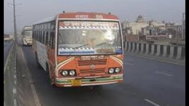 On August 8, 19.5 lakh travelled free, 31.7 lakh on August 9; total may touch 75 lakh in three days. (Sourced)