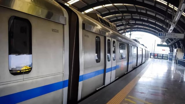 No train services will be available in Green Line 1 on Sundays.