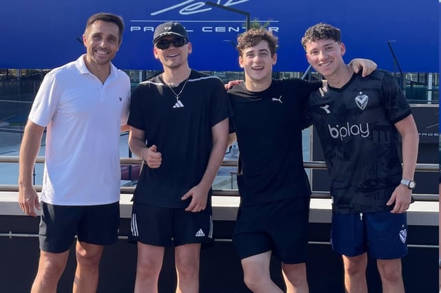 Los deportistas y el músico se divirtieron en la tarde de Barcelona (Foto: @fernando_belasteguin)