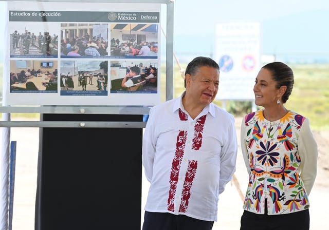 La presidenta Claudia Sheinbaum, acompañada del gobernador de Hidalgo, Julio Menchaca Salazar, realizó un recorrido de supervisión de obras de construcción del tren México-Pachuca