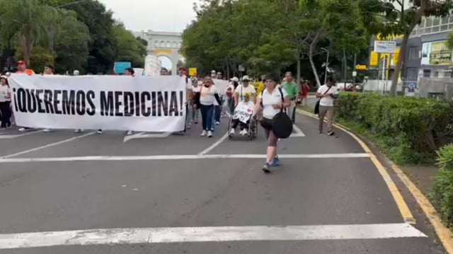 Una de las consignas que gritaban desde el Ángel de la Independencia hasta el Zócalo de la Ciudad de México era “presidenta, no más mentiras”. Foto: Capture.
