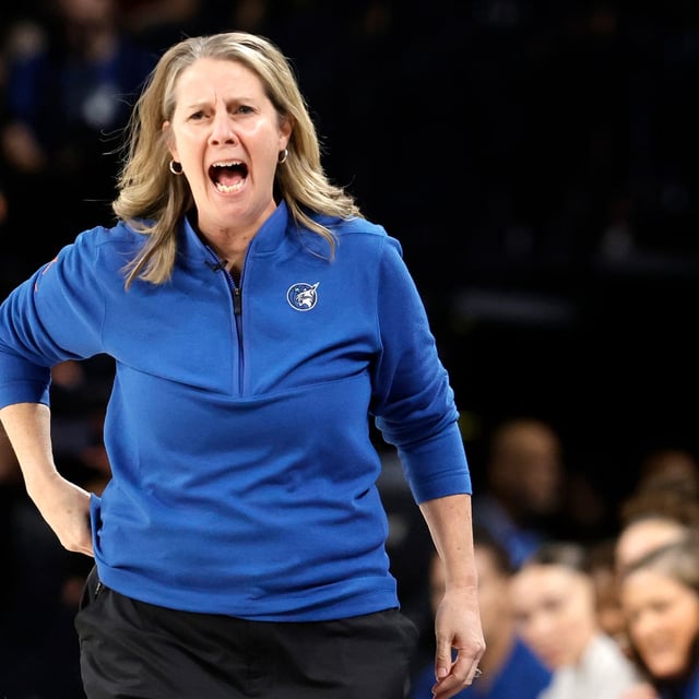 Minnesota Lynx head coach Cheryl Reeve calls out to players during the first half of a WNBA basketball game against the Las Vegas Aces Saturday, Aug. 2, 2025, in Las Vegas. (Steve Marcus/Las Vegas Sun via AP)