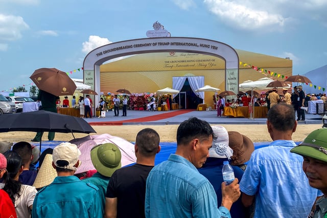 People attend a groundbreaking ceremony of the Trump Organization and a partner for a luxury residential development with three 18-hole golf courses in Hung Yen, a northern province of Vietnam, May 21, 2025. REUTERS/Stringer