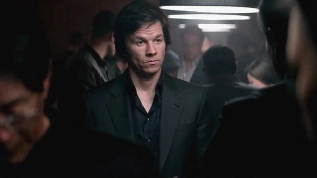 Una historia de apuestas, deudas y peligro que mantiene la tensión al máximo y demuestra por qué Mark Wahlberg es un imán para el suspenso.