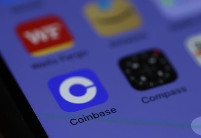 Zora surges 50% as perps listings and base ecosystem flows drive breakout