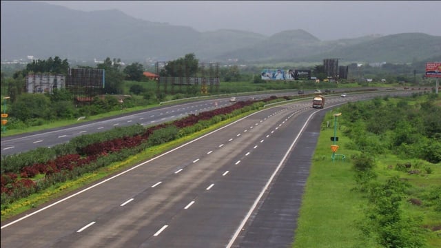 Mumbai-Pune Expressway sees Rs 470 crore in e-challans, recovery just Rs 51 crore (Representational image)