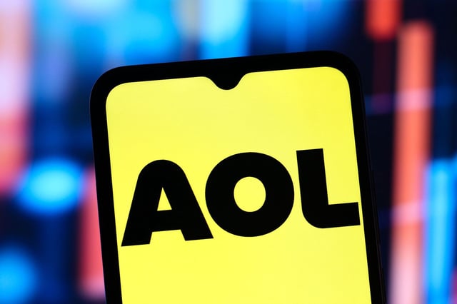 The AOL logo.
