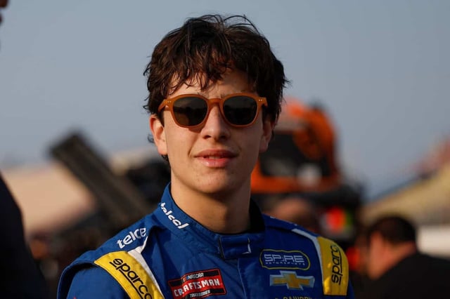 #77: Andres Perez De Lara, Spire Motorsports, Telcel Chevrolet Silverado