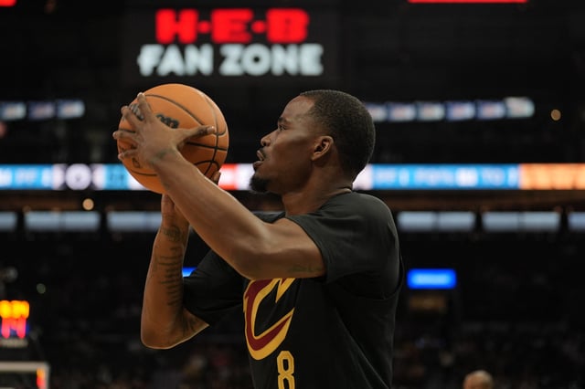 Apr 4, 2025; San Antonio, Texas, USA;  Cleveland Cavaliers guard Javonte Green (8) shoots in the first half against the San Antonio Spurs at Frost Bank Center. Mandatory Credit: Daniel Dunn-Imagn Images/File Photo