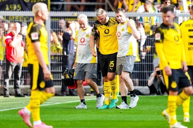 Niklas Sule of Borussia Dortmund
