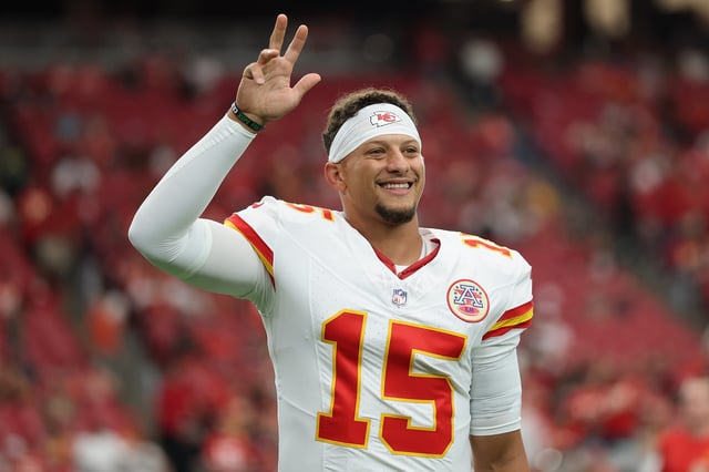 Quarterback Patrick Mahomes #15 of the Kansas City Chiefs reacts to fans as he walks off the field during the NFL Preseason 2025 game against the Arizona Cardinals at State Farm Stadium on August 09, 2025 in Glendale, Arizona.