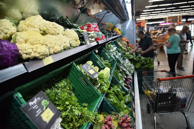 Supermercado. Góndolas del hipermercado. (Pedro Castillo / La Voz)