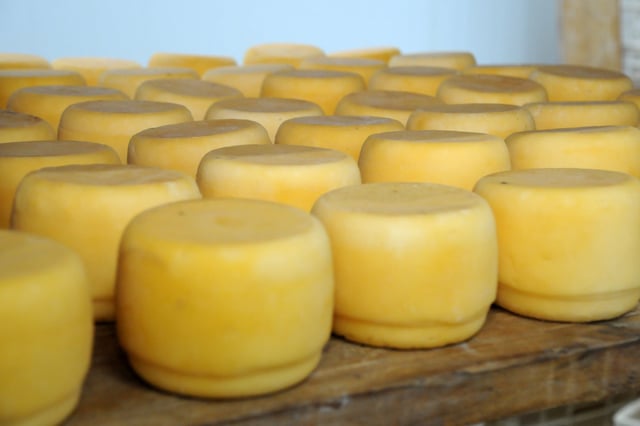 Un queso fue vinculado con un brote de casos de listeriosis (imagen ilustrativa)