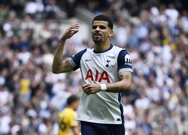 Soccer Football - Premier League - Tottenham Hotspur v Brighton & Hove Albion - Tottenham Hotspur Stadium, London, Britain - May 25, 2025 Tottenham Hotspur's Dominic Solanke celebrates scoring their first goal REUTERS/Tony O Brien/File Photo