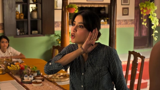 Janhvi Kapoor in the trailer of Param Sundari.
