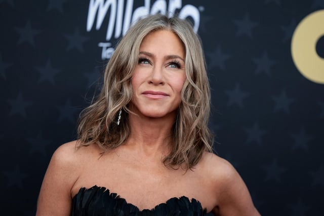 Jennifer Aniston revela que estuvo "de luto" por Matthew Perry antes de su muerte
