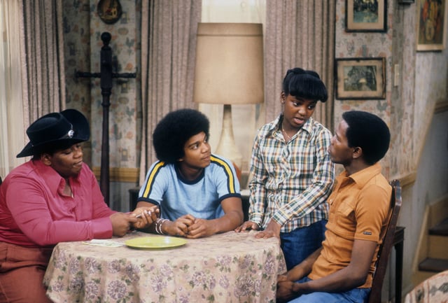 Actors (L-R) Fred &#39;Rerun&#39; Berry, Haywood Nelson, Danielle Spencer and Ernest Thomas from the TV show &#39;What&#39;s Happening!!&#39; on the set circa 1979 in Los Angeles, California.