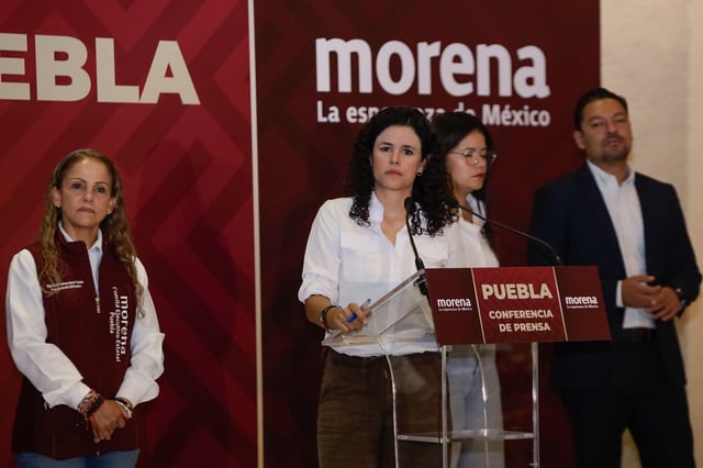 Luisa María Alcade, dirigente Nacional de Morena, ofrece conferencia de prensa en Puebla, para anunciar la creación de los Comités Seccionales de Defensa de la Transformación (CSDT). FOTO: Diego Alducin/Agencia Enfoque