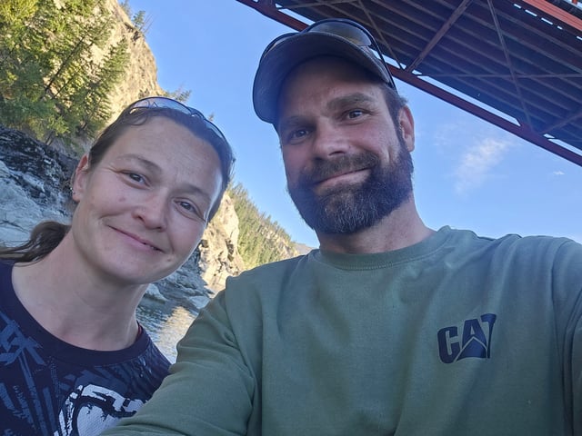 Andrew Barber, seen here with his partner, survived on his own in the Cariboo wilderness for almost two weeks.