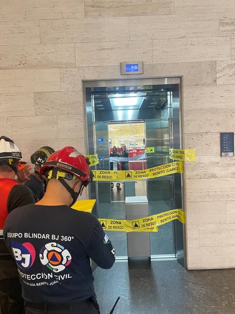 Elevador de Plaza Mitikah que se desplomó.