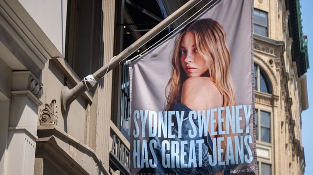 An advertisement featuring actress Sydney Sweeney outside an American Eagle store in New York. Photographer: Michael Nagle/Bloomberg via Getty Images
