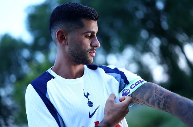 Romero y la cinta de capitán (Tottenham)