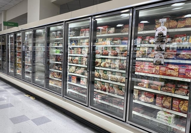 «Un lien possible entre ces cas de listériose et la consommation de fromages au lait pasteurisé produits par la société Chavegrand» a été établi, selon SPF.
