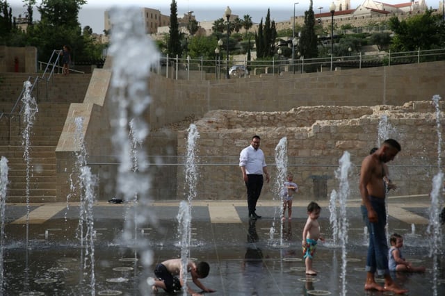 Record Temperatures Registered As Israel Sizzles In Extreme Heat Wave