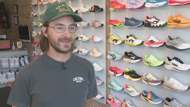 Toronto runner, Mac Bauer, has challenged himself to outrun the city's streetcars. So far, he's won everytime.