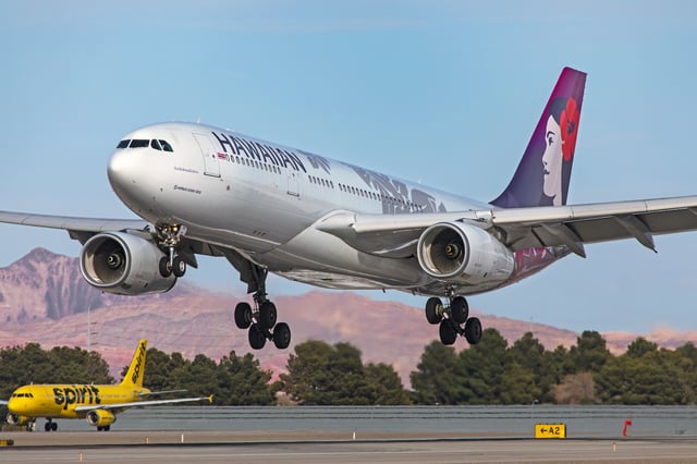 A Hawaiian Airlines A330-200 in Las Vegas. (Photo: AirlineGeeks | William Derrickson)