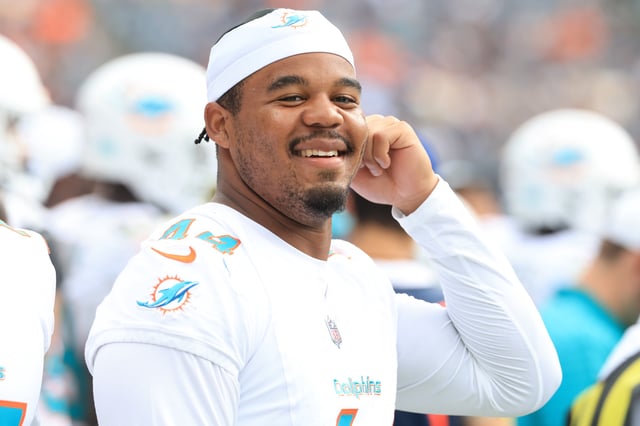 CHICAGO, ILLINOIS - AUGUST 10: Chop Robinson #44 of the Miami Dolphins looks on against the Chicago Bears during the NFL Preseason 2025 game at Soldier Field on August 10, 2025 in Chicago, Illinois.