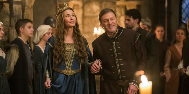 Sean Bean and Connie Nielsen in Robin-Hood-feature