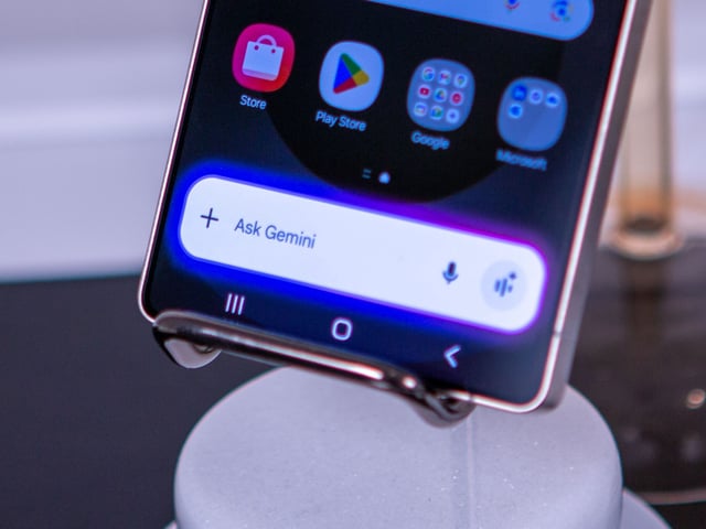 Ask Gemini prompt on Galaxy S25 Ultra
