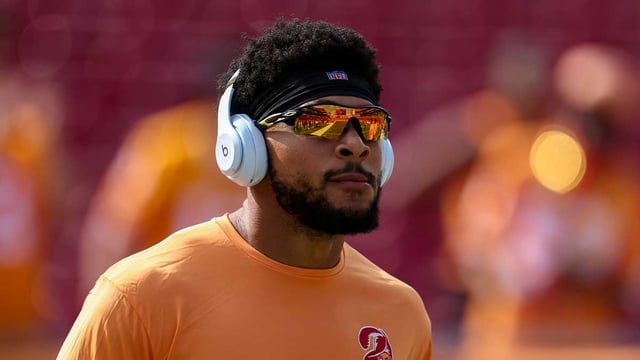 Oct 27, 2024; Tampa, Florida, USA; Tampa Bay Buccaneers safety Antoine Winfield Jr. (31) warms up before a game against the Atlanta Falcons at Raymond James Stadium. Mandatory Credit: Nathan Ray Seebeck-Imagn Images