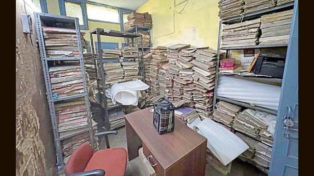 PSPCL’s Aggar Nagar office stayed vacant amid the employees’ mass leave protest in Ludhiana on Wednesday. (Gurpreet Singh/HT)